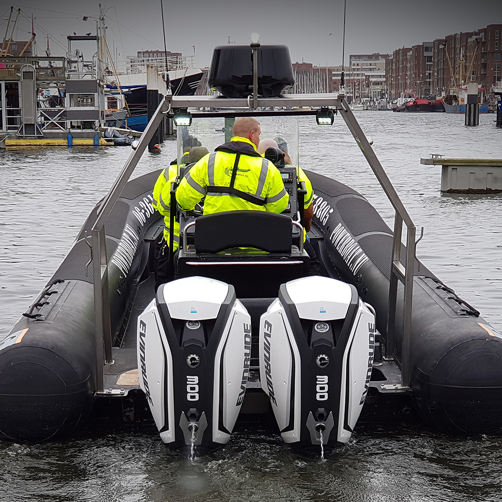 powerboat varen